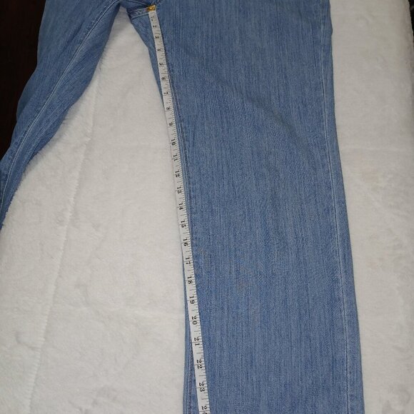 L.L. BEAN CLASSIC FIT DENIM JEANS, SIZE 6 PETITE - Picture 6 of 6